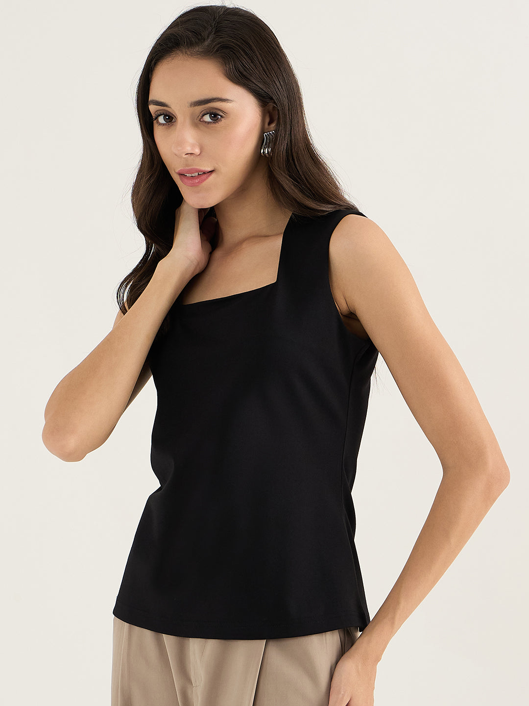 Black Square Neck Sleeveless Top